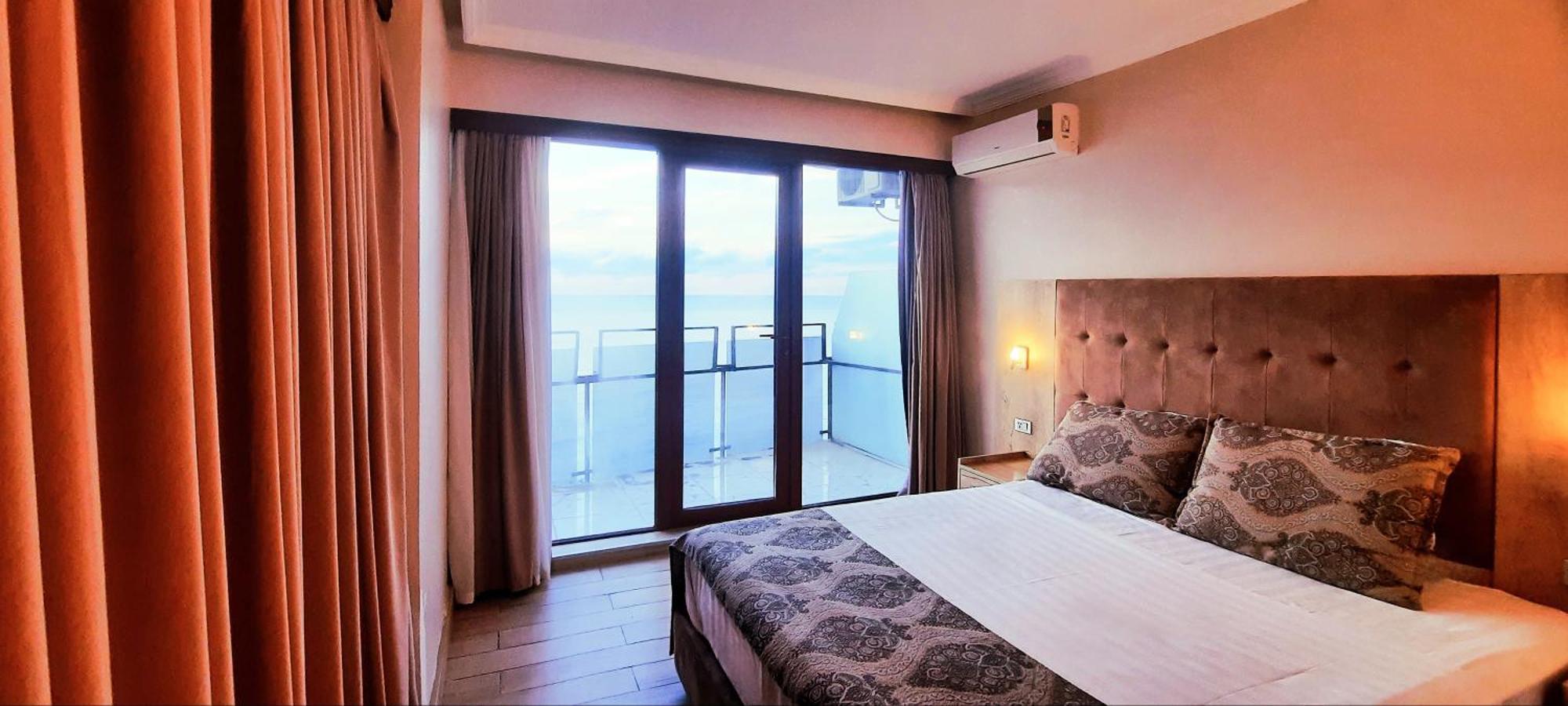 באטומי Ashtal Beach Hotel מראה חיצוני תמונה