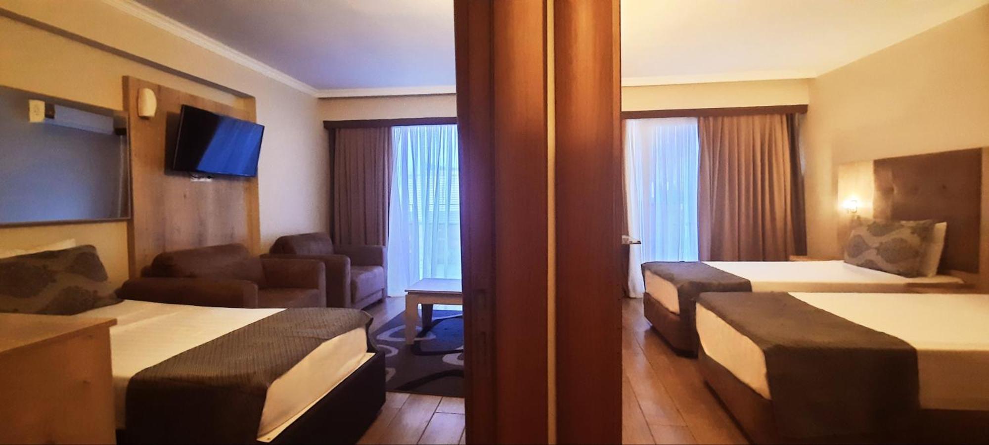 באטומי Ashtal Beach Hotel מראה חיצוני תמונה