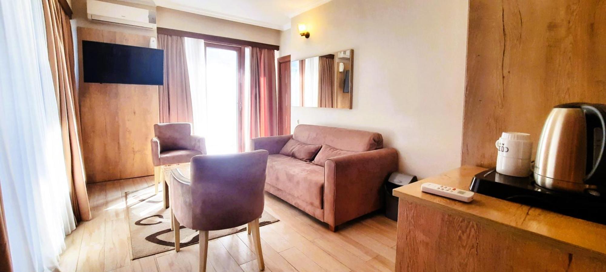 באטומי Ashtal Beach Hotel מראה חיצוני תמונה