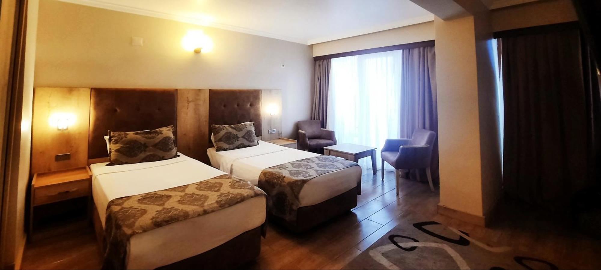 באטומי Ashtal Beach Hotel מראה חיצוני תמונה
